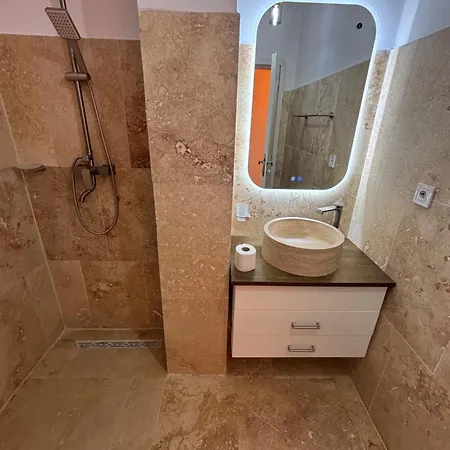 Hotel apartamentowy Azzuro And Năvodari